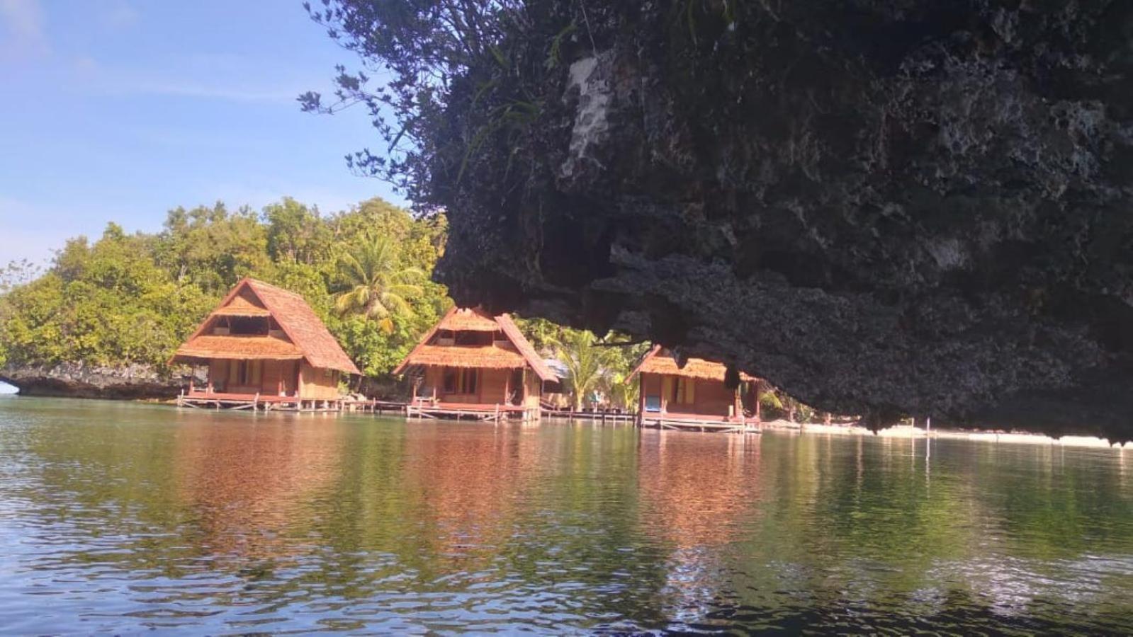Beser Bay Homestay Besir エクステリア 写真