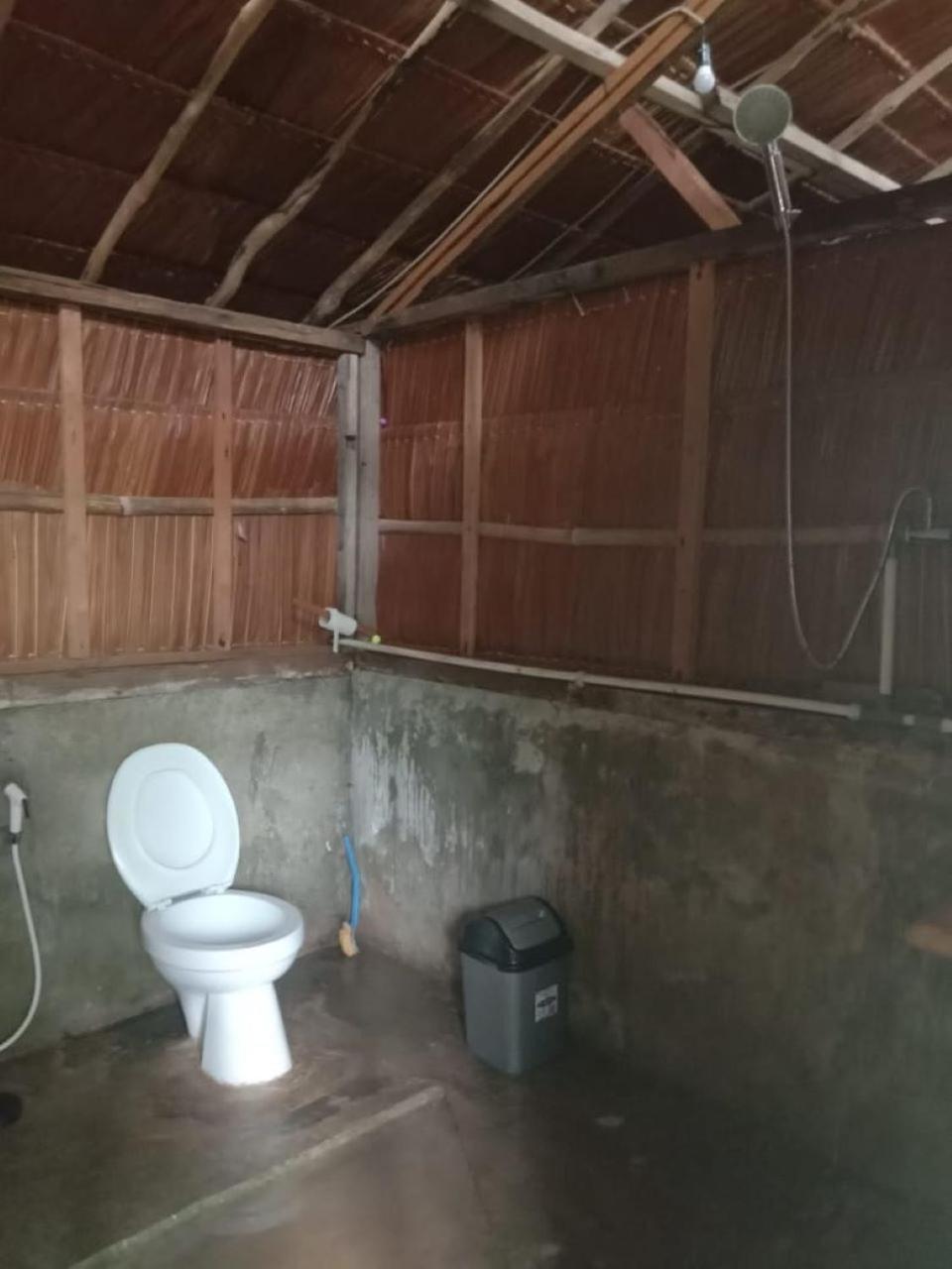 Beser Bay Homestay Besir エクステリア 写真